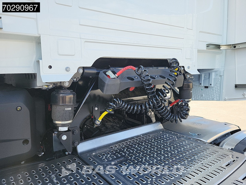 DAF XG 530 6X2 FTG Full-Air 2x Tanks Lift+Lenkachse Axleload-Monitoring ACC Standklima - Trekker: afbeelding 5 DAF XG 530 6X2 FTG Full-Air 2x Tanks Lift+Lenkachse Axleload-Monitoring ACC Standklima - Trekker: afbeelding 5