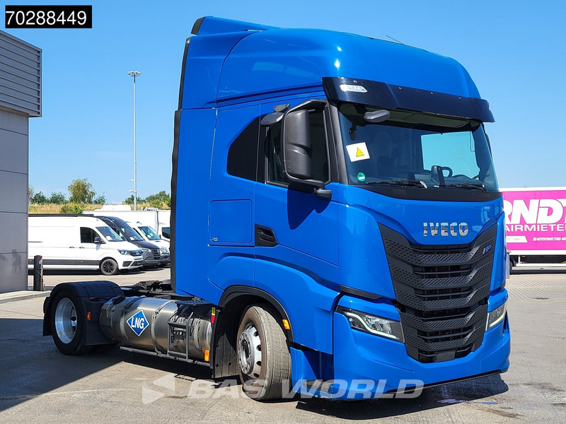 Iveco S-Way 460 4X2 LNG! Retarder Mega 2xTanks Navi ACC LED Euro 6 - Trekker: afbeelding 3 Iveco S-Way 460 4X2 LNG! Retarder Mega 2xTanks Navi ACC LED Euro 6 - Trekker: afbeelding 3