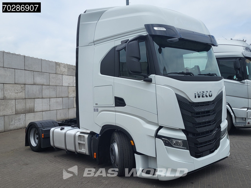 Iveco S-Way 480 4X2 Mega Retarder Standklima 2xTanks Navi ACC LED Euro 6 - Trekker: afbeelding 3 Iveco S-Way 480 4X2 Mega Retarder Standklima 2xTanks Navi ACC LED Euro 6 - Trekker: afbeelding 3