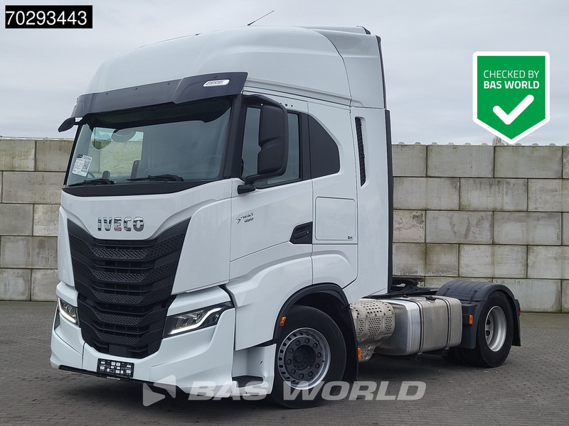 Iveco S-Way 490 4X2 Retarder Standairco 2xTanks ACC LED Navi Euro 6 - Trekker: afbeelding 1 Iveco S-Way 490 4X2 Retarder Standairco 2xTanks ACC LED Navi Euro 6 - Trekker: afbeelding 1