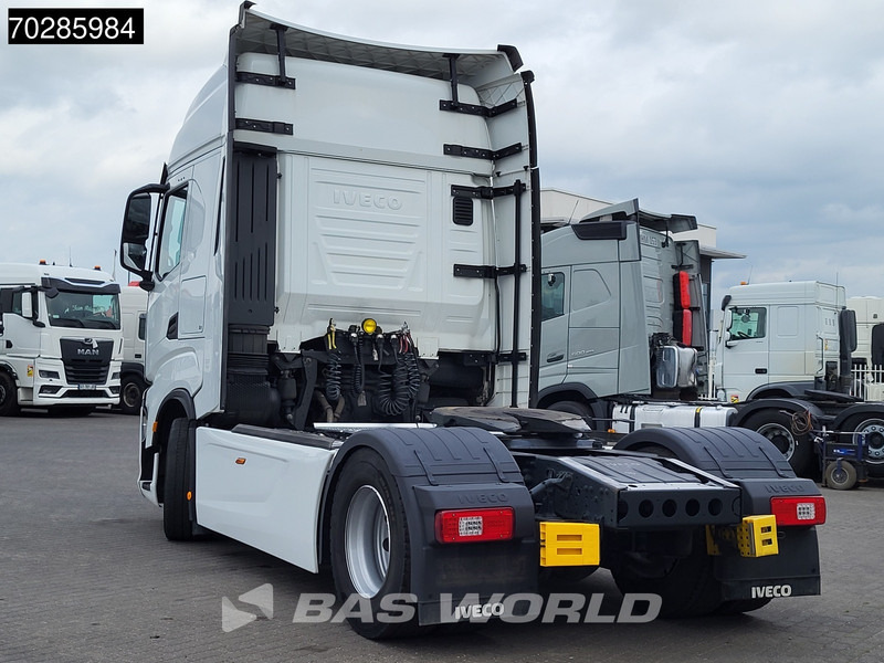 Iveco S-Way 490 4X2 Retarder Standklima 2xTanks Navi ACC LED Euro 6 - Trekker: afbeelding 2 Iveco S-Way 490 4X2 Retarder Standklima 2xTanks Navi ACC LED Euro 6 - Trekker: afbeelding 2