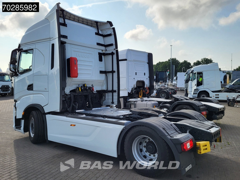 Iveco S-Way 490 4X2 Retarder Standklima 2xTanks Navi ACC LED Euro 6 - Trekker: afbeelding 2 Iveco S-Way 490 4X2 Retarder Standklima 2xTanks Navi ACC LED Euro 6 - Trekker: afbeelding 2