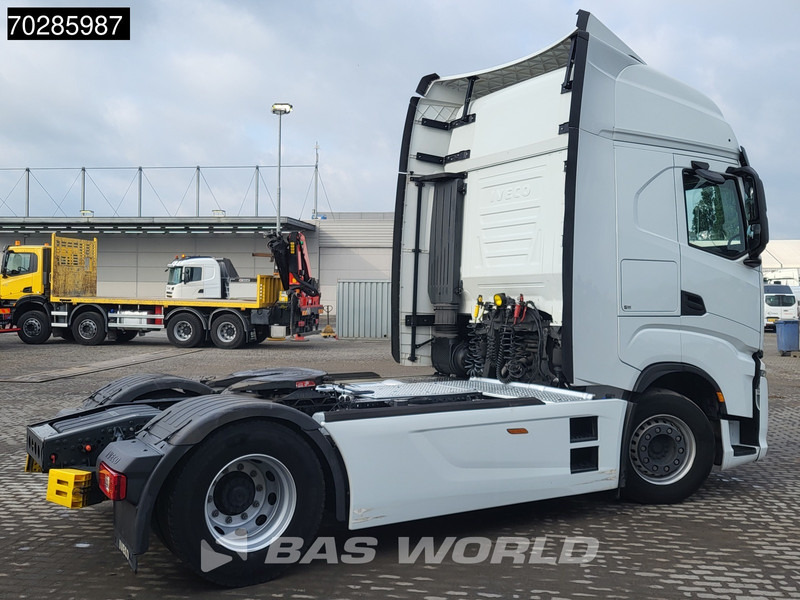 Iveco S-Way 490 4X2 Retarder Standklima 2xTanks Navi - Trekker: afbeelding 5 Iveco S-Way 490 4X2 Retarder Standklima 2xTanks Navi - Trekker: afbeelding 5
