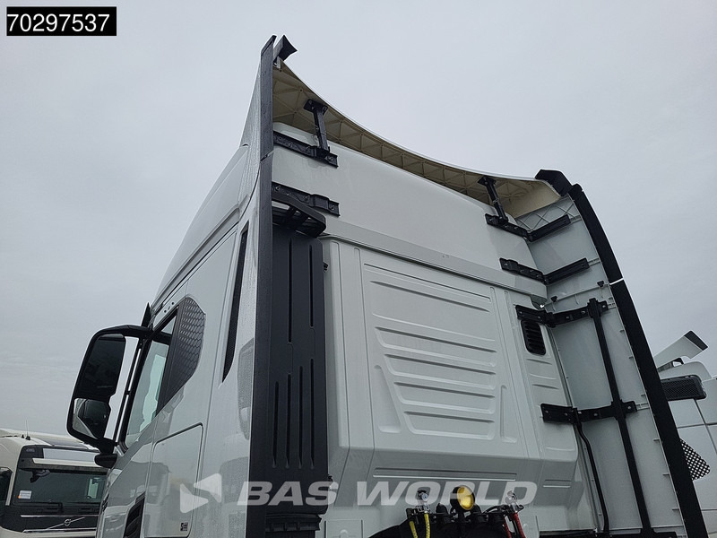 Iveco S-Way 580 4X2 NEW! 2x Tanks Standklima Navi ACC LED Euro 6 - Trekker: afbeelding 5 Iveco S-Way 580 4X2 NEW! 2x Tanks Standklima Navi ACC LED Euro 6 - Trekker: afbeelding 5