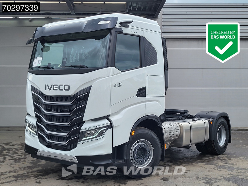 Iveco X-Way 500 4X2 NEW! Retarder Big-Axle Standklima MirrorCam Navi LED ACC Euro 6 - Trekker: afbeelding 1 Iveco X-Way 500 4X2 NEW! Retarder Big-Axle Standklima MirrorCam Navi LED ACC Euro 6 - Trekker: afbeelding 1