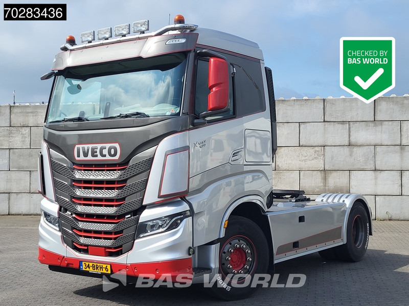 Iveco X-Way 570 820 4X2 NL Show Truck! Hydraulik ACC Standklima Navi Alcoa's - Trekker: afbeelding 1 Iveco X-Way 570 820 4X2 NL Show Truck! Hydraulik ACC Standklima Navi Alcoa's - Trekker: afbeelding 1