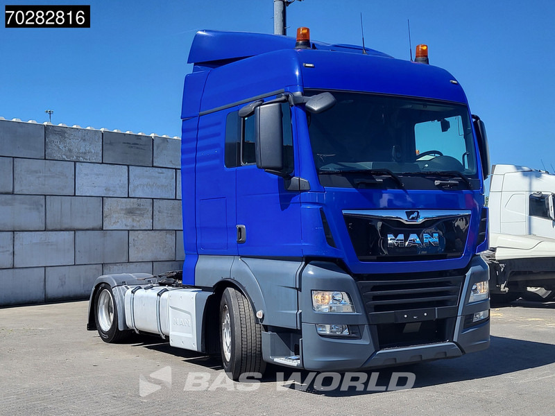 MAN TGX 18.460 4X2 XLX Mega Retarder 2x Tanks Standklima - Trekker: afbeelding 3 MAN TGX 18.460 4X2 XLX Mega Retarder 2x Tanks Standklima - Trekker: afbeelding 3