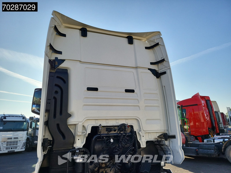 MAN TGX 18.470 4X2 Mega GX Retarder ACC 2x Tanks Euro 6 - Trekker: afbeelding 5 MAN TGX 18.470 4X2 Mega GX Retarder ACC 2x Tanks Euro 6 - Trekker: afbeelding 5
