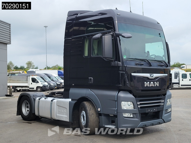 MAN TGX 18.470 4X2 XXL Retarder 2xTanks ACC Standklima Euro 6 - Trekker: afbeelding 3 MAN TGX 18.470 4X2 XXL Retarder 2xTanks ACC Standklima Euro 6 - Trekker: afbeelding 3