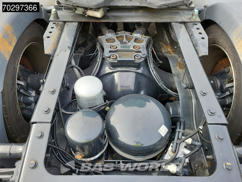 Trekker MAN TGX 18.500 TGX 4X2 Mega XXL Retarder 2xTanks ACC Euro 6: afbeelding 14 Trekker MAN TGX 18.500 TGX 4X2 Mega XXL Retarder 2xTanks ACC Euro 6: afbeelding 14