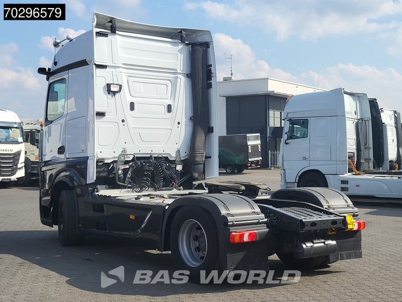 Mercedes-Benz Actros 1848 4X2 BigSpace Retarder Standklima MirrorCam ACC Xenon Euro 6 - Trekker: afbeelding 2 Mercedes-Benz Actros 1848 4X2 BigSpace Retarder Standklima MirrorCam ACC Xenon Euro 6 - Trekker: afbeelding 2