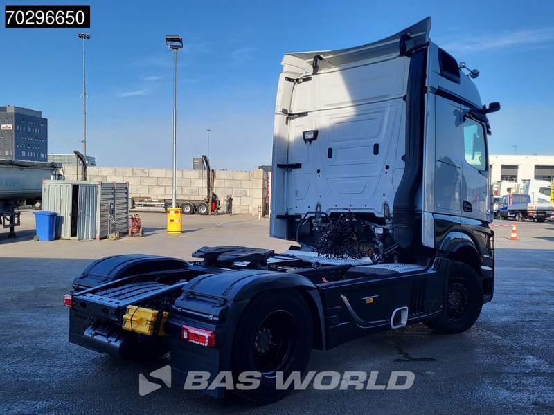Mercedes-Benz Actros 1848 4X2 BigSpace Retarder Standklima MirrorCam ACC Xenon Euro 6 - Trekker: afbeelding 5 Mercedes-Benz Actros 1848 4X2 BigSpace Retarder Standklima MirrorCam ACC Xenon Euro 6 - Trekker: afbeelding 5