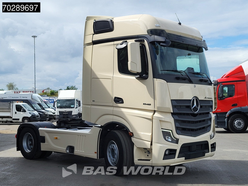 Mercedes-Benz Actros 1848 4X2 BigSpace Retarder Standklima PPC Navi ACC LED - Trekker: afbeelding 3 Mercedes-Benz Actros 1848 4X2 BigSpace Retarder Standklima PPC Navi ACC LED - Trekker: afbeelding 3