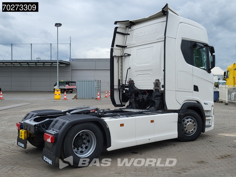 Scania S460 4X2 NEW! Retarder 2x Tanks ACC Navi Standklima - Trekker: afbeelding 5 Scania S460 4X2 NEW! Retarder 2x Tanks ACC Navi Standklima - Trekker: afbeelding 5