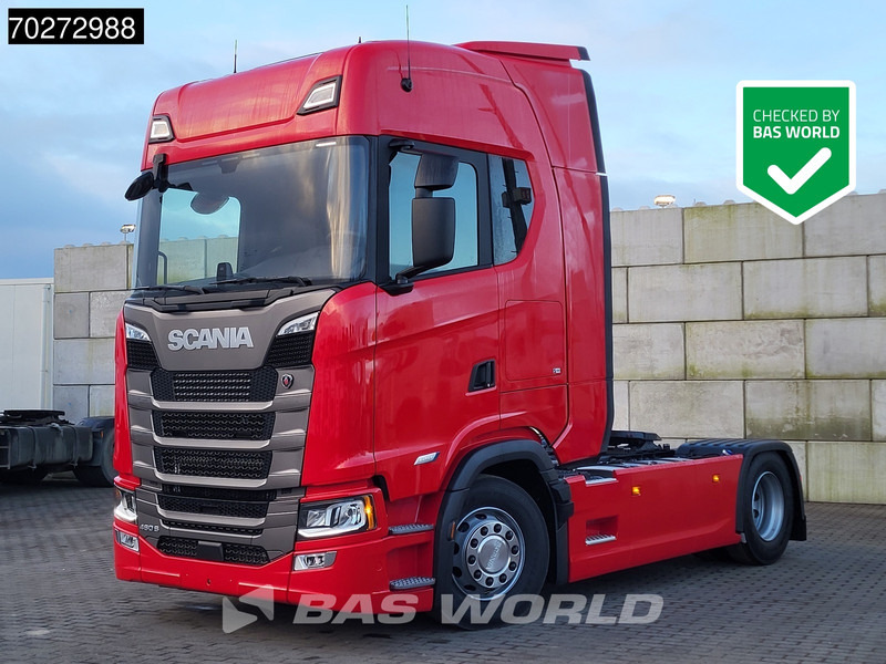 Scania S460 4X2 NEW! Retarder ACC Navi Standklima 2X Tanks - Trekker: afbeelding 1 Scania S460 4X2 NEW! Retarder ACC Navi Standklima 2X Tanks - Trekker: afbeelding 1
