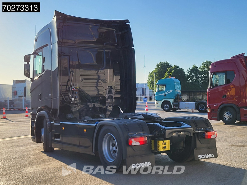 Scania S460 4X2 NEW! Retarder ACC Navi Standklima 2X Tanks - Trekker: afbeelding 2 Scania S460 4X2 NEW! Retarder ACC Navi Standklima 2X Tanks - Trekker: afbeelding 2