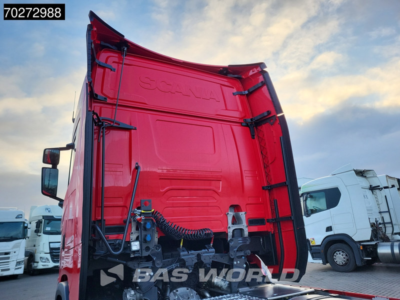 Scania S460 4X2 NEW! Retarder ACC Navi Standklima 2X Tanks - Trekker: afbeelding 3 Scania S460 4X2 NEW! Retarder ACC Navi Standklima 2X Tanks - Trekker: afbeelding 3