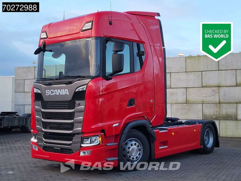 Scania S460 4X2 NEW! Retarder ACC Navi Standklima 2X Tanks - Trekker: afbeelding 1 Scania S460 4X2 NEW! Retarder ACC Navi Standklima 2X Tanks - Trekker: afbeelding 1