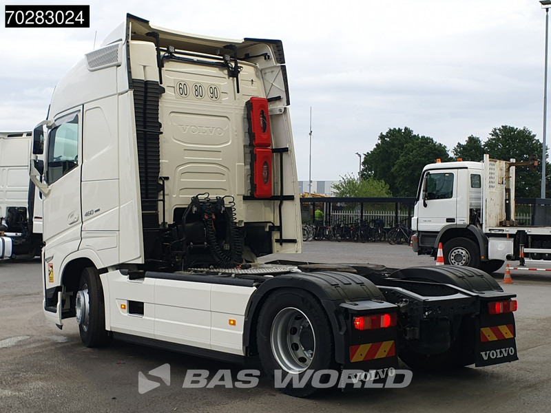 Volvo FH 460 4X2 VEB+ I-ParkCool 2x Tanks LED Navi - Trekker: afbeelding 2 Volvo FH 460 4X2 VEB+ I-ParkCool 2x Tanks LED Navi - Trekker: afbeelding 2