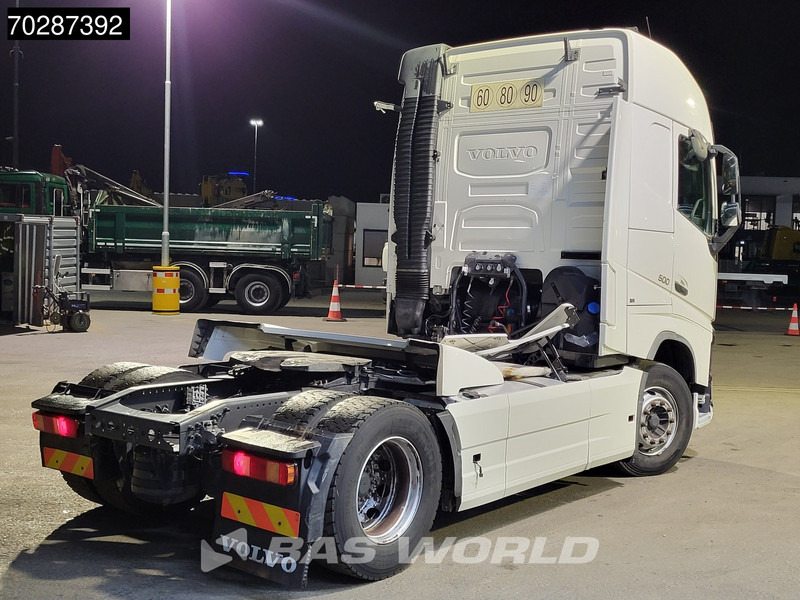 Volvo FH 500 FH 4X2 2xTanks I-ParkCool Euro 6 - Trekker: afbeelding 5 Volvo FH 500 FH 4X2 2xTanks I-ParkCool Euro 6 - Trekker: afbeelding 5