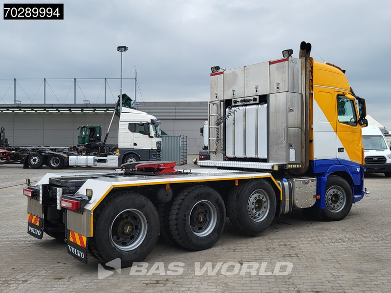 Volvo FH16 700 FH16 8X4 90T! Retarder Big-Axle Lift+Lenkachse Euro 5 - Trekker: afbeelding 5 Volvo FH16 700 FH16 8X4 90T! Retarder Big-Axle Lift+Lenkachse Euro 5 - Trekker: afbeelding 5