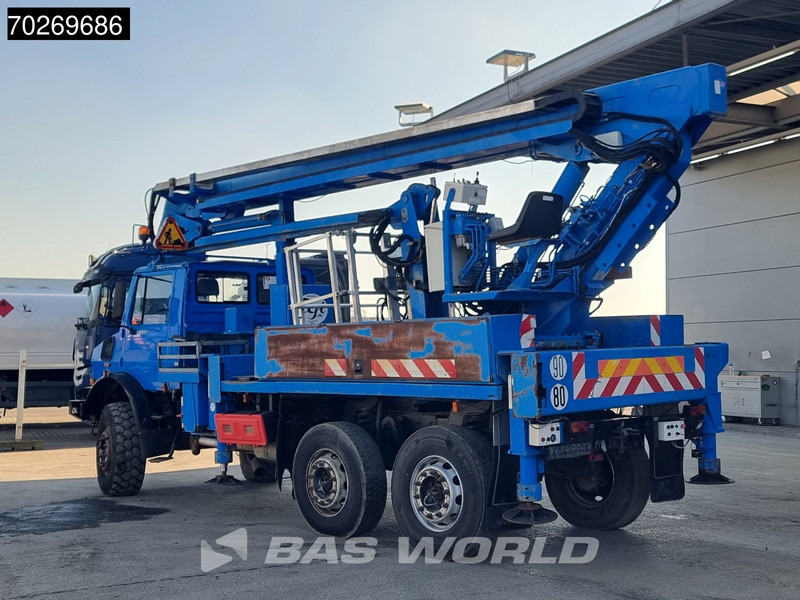 Unimog U2450L 6X6 Unimog Engin EGI TP 226 hubarbeitsbühne Manual Euro 2 - Kraanwagen: afbeelding 2 Unimog U2450L 6X6 Unimog Engin EGI TP 226 hubarbeitsbühne Manual Euro 2 - Kraanwagen: afbeelding 2