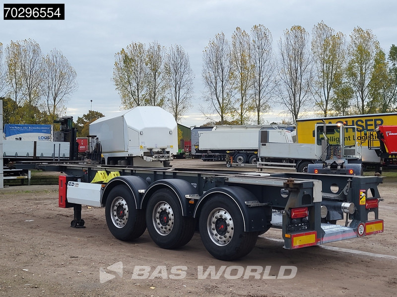 Van Hool TUV 07/26 Liftachse 20ft 30ft ADR - Containertransporter/ Wissellaadbak oplegger: afbeelding 5 Van Hool TUV 07/26 Liftachse 20ft 30ft ADR - Containertransporter/ Wissellaadbak oplegger: afbeelding 5