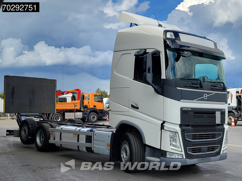 Volvo FH 460 FH 6X2 2000kg Ladebordwand Xenon DynamicSteering Automatic ACC Euro 6 - Chassis vrachtwagen: afbeelding 3 Volvo FH 460 FH 6X2 2000kg Ladebordwand Xenon DynamicSteering Automatic ACC Euro 6 - Chassis vrachtwagen: afbeelding 3