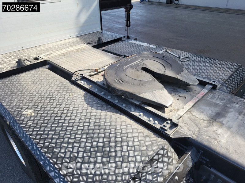 Volvo FH16 650 FH16 8X2 HMF 7020K-RCS Crane + Fly-Jib Lift+Steering-Axle Navi LED ACC Euro 6 - Vrachtwagen met open laadbak, Kraanwagen: afbeelding 3 Volvo FH16 650 FH16 8X2 HMF 7020K-RCS Crane + Fly-Jib Lift+Steering-Axle Navi LED ACC Euro 6 - Vrachtwagen met open laadbak, Kraanwagen: afbeelding 3