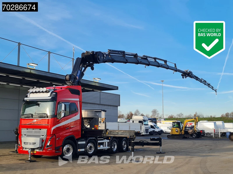 Volvo FH16 650 FH16 8X2 NL-Truck HMF 7020K-RCS Crane + Jib Lift+Steering-Axle Navi LED - Vrachtwagen met open laadbak, Kraanwagen: afbeelding 1 Volvo FH16 650 FH16 8X2 NL-Truck HMF 7020K-RCS Crane + Jib Lift+Steering-Axle Navi LED - Vrachtwagen met open laadbak, Kraanwagen: afbeelding 1