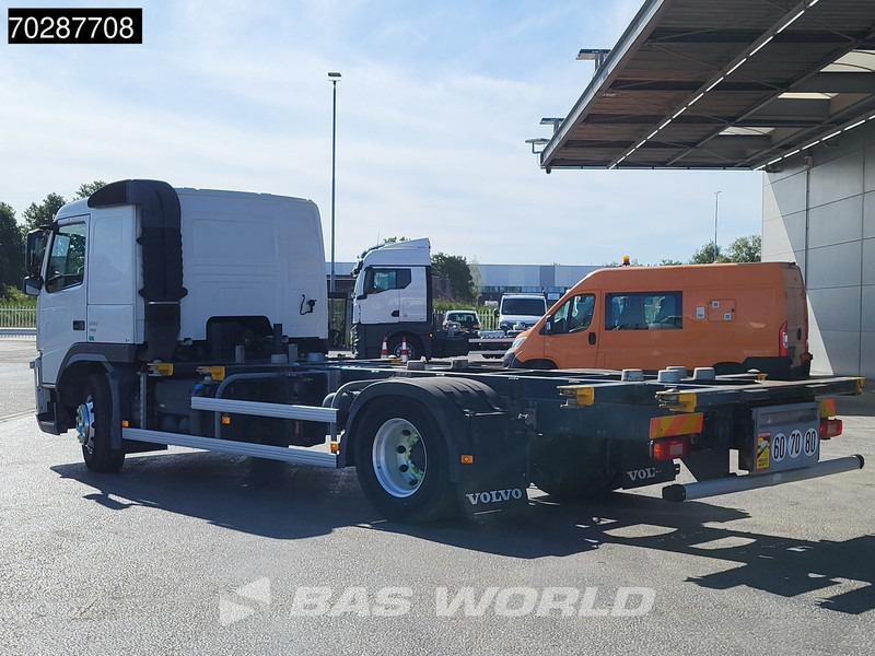 Volvo FM 330 4X2 4,60m Wheelbase BDF Automatic Euro 5 - Containertransporter/ Wissellaadbak vrachtwagen: afbeelding 2 Volvo FM 330 4X2 4,60m Wheelbase BDF Automatic Euro 5 - Containertransporter/ Wissellaadbak vrachtwagen: afbeelding 2