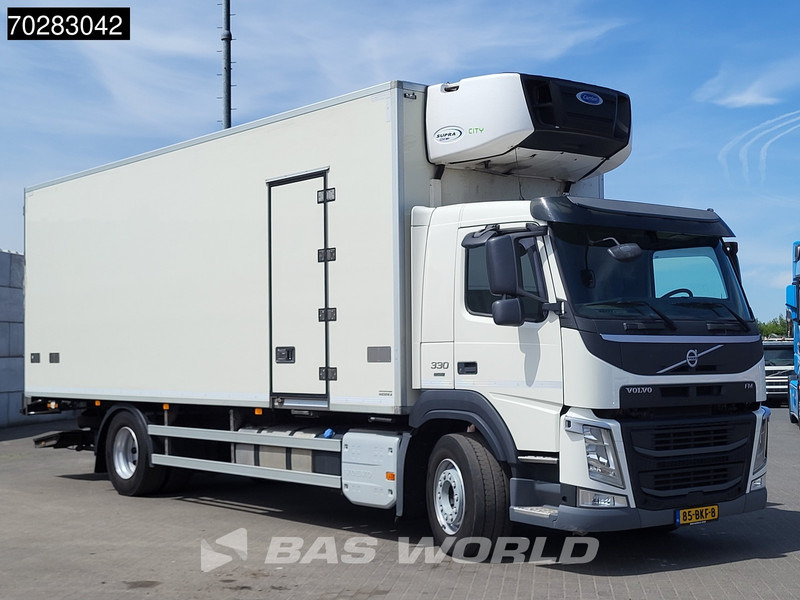 Volvo FM 330 4X2 NL-Truck DynamicSteering Koelmotor Euro 6 - Koelwagen vrachtwagen: afbeelding 3 Volvo FM 330 4X2 NL-Truck DynamicSteering Koelmotor Euro 6 - Koelwagen vrachtwagen: afbeelding 3