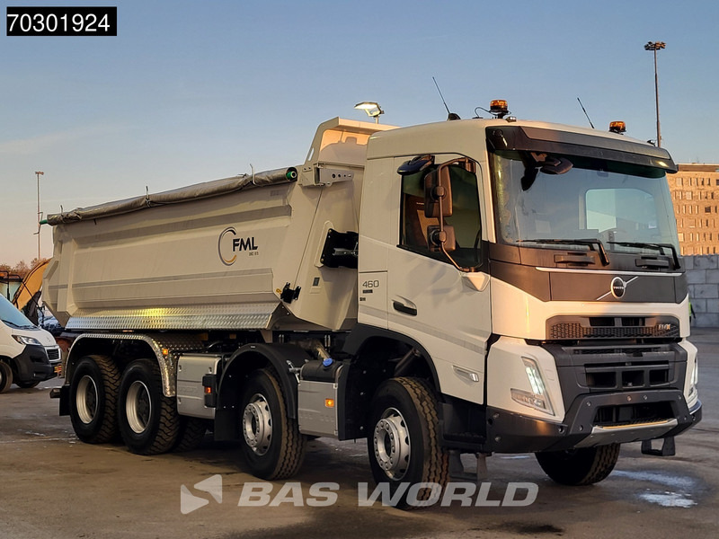 Volvo FMX 460 8X4 NEW! 18m3 KH-Kipper Steelsuspension Big-Axle Automatic Euro 6 - Kipper vrachtwagen: afbeelding 3 Volvo FMX 460 8X4 NEW! 18m3 KH-Kipper Steelsuspension Big-Axle Automatic Euro 6 - Kipper vrachtwagen: afbeelding 3