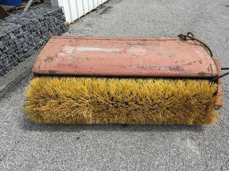 1700mm - Veegwagen: afbeelding 2 1700mm - Veegwagen: afbeelding 2