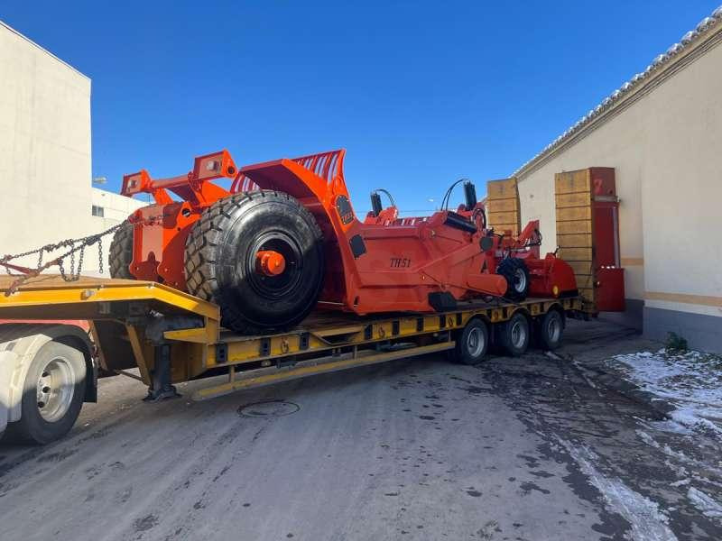 Agrotécnica TH51 - Scraper: afbeelding 2 Agrotécnica TH51 - Scraper: afbeelding 2