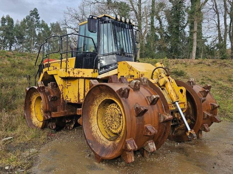 Caterpillar 826GII - Schapenpootwals/ Grondverdichter: afbeelding 1 Caterpillar 826GII - Schapenpootwals/ Grondverdichter: afbeelding 1