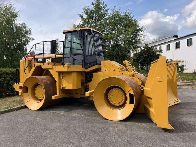 Caterpillar 826H - Schapenpootwals/ Grondverdichter: afbeelding 1 Caterpillar 826H - Schapenpootwals/ Grondverdichter: afbeelding 1