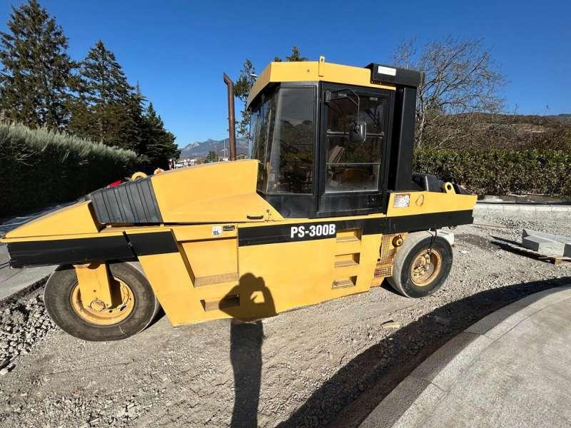 Caterpillar PS300B - Bandenwals: afbeelding 3 Caterpillar PS300B - Bandenwals: afbeelding 3