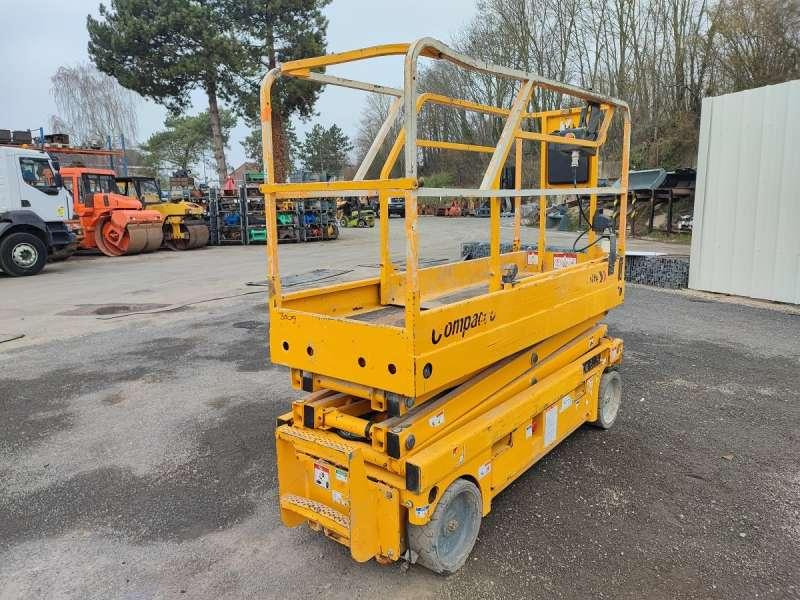 Haulotte CISEAUX COMPACT 8 - Verticale masthoogwerker: afbeelding 3 Haulotte CISEAUX COMPACT 8 - Verticale masthoogwerker: afbeelding 3