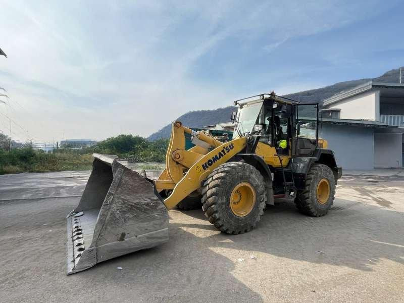 Komatsu WA320-7 - Wiellader: afbeelding 1 Komatsu WA320-7 - Wiellader: afbeelding 1