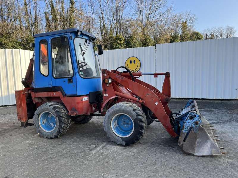 Kubota R520 - Graaflaadmachine: afbeelding 1 Kubota R520 - Graaflaadmachine: afbeelding 1