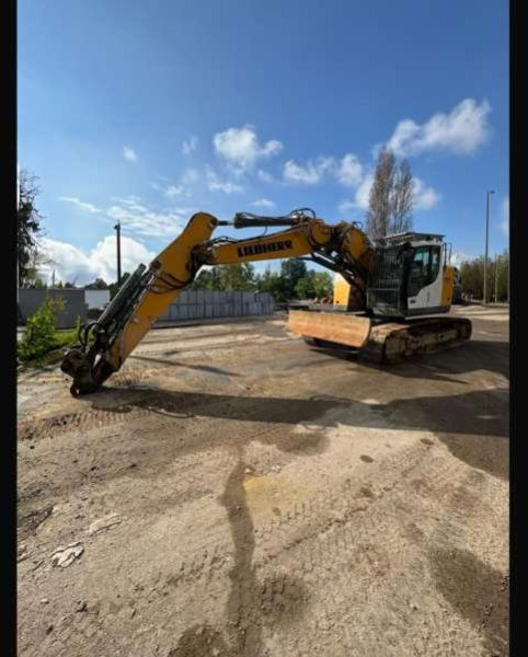 Liebherr R926 COMPACT - Rupsgraafmachine: afbeelding 2 Liebherr R926 COMPACT - Rupsgraafmachine: afbeelding 2