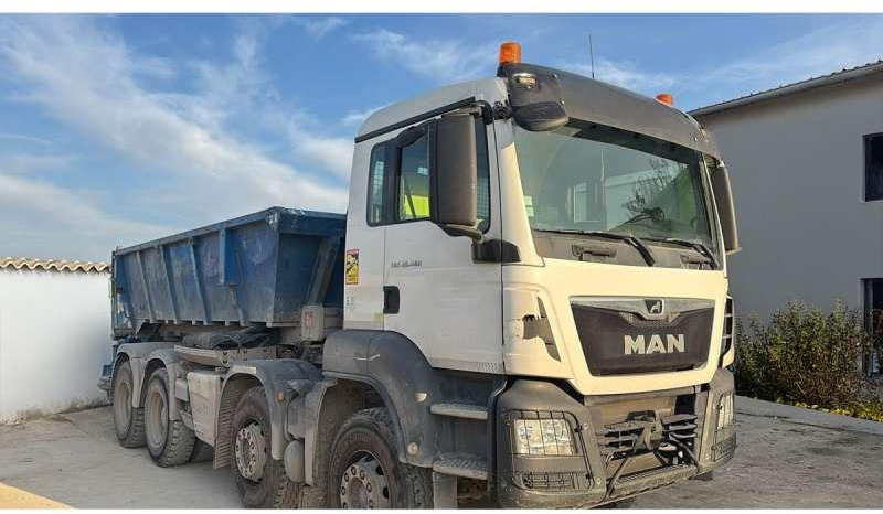 MAN TGS 35.460 8X4 - Haakarmsysteem vrachtwagen: afbeelding 3 MAN TGS 35.460 8X4 - Haakarmsysteem vrachtwagen: afbeelding 3