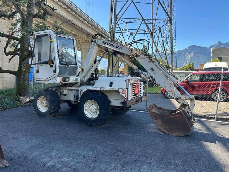 Mecalac 8CXI - Mobiele graafmachine: afbeelding 1 Mecalac 8CXI - Mobiele graafmachine: afbeelding 1