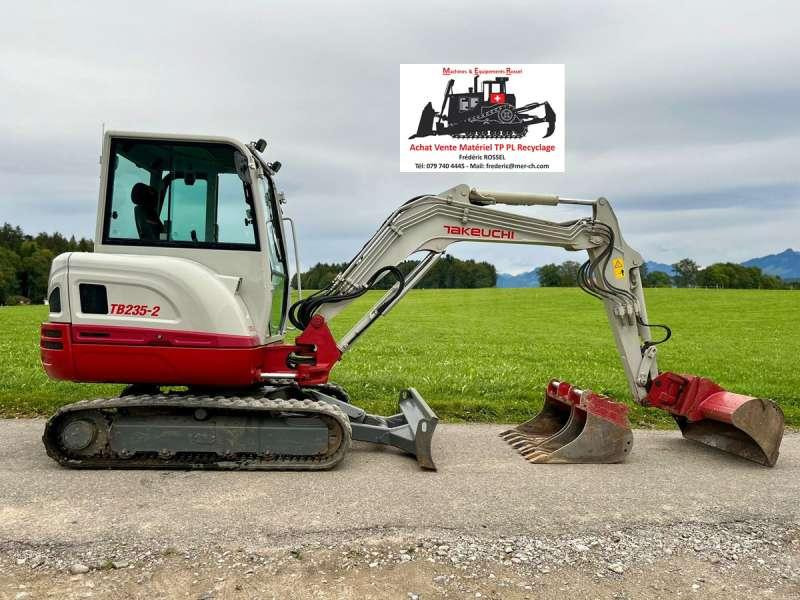 Takeuchi TB235-2 - Minigraafmachine: afbeelding 1 Takeuchi TB235-2 - Minigraafmachine: afbeelding 1