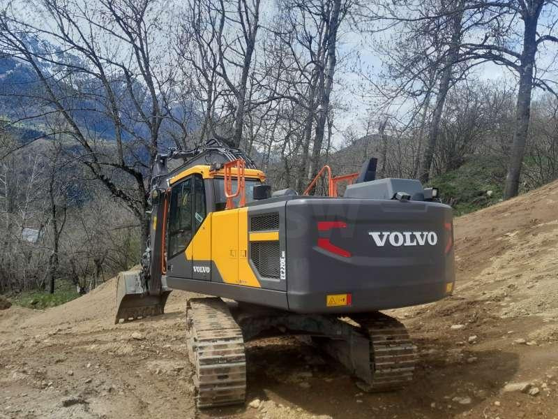 Volvo EC220ENH - Rupsgraafmachine: afbeelding 3 Volvo EC220ENH - Rupsgraafmachine: afbeelding 3