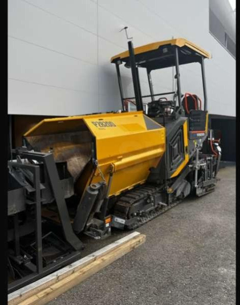 Volvo P2820D MACHINE SUISSE - Asfaltafwerkmachine: afbeelding 1 Volvo P2820D MACHINE SUISSE - Asfaltafwerkmachine: afbeelding 1