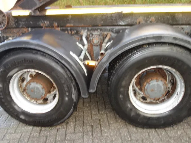 DAF 85.410 CF 6X4 SLEEL SPRINGS MANUAL GEARBOX - Haakarmsysteem vrachtwagen: afbeelding 4 DAF 85.410 CF 6X4 SLEEL SPRINGS MANUAL GEARBOX - Haakarmsysteem vrachtwagen: afbeelding 4