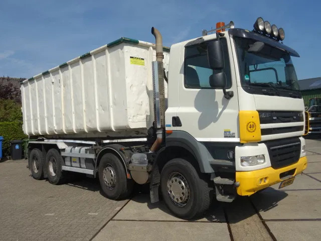 DAF CF 410 8X4 NCH CONTAINER SYSTEEM 32 TON 90 graden silo containers,25 CUB CONTAINER - Kabelsysteem truck: afbeelding 2 DAF CF 410 8X4 NCH CONTAINER SYSTEEM 32 TON 90 graden silo containers,25 CUB CONTAINER - Kabelsysteem truck: afbeelding 2
