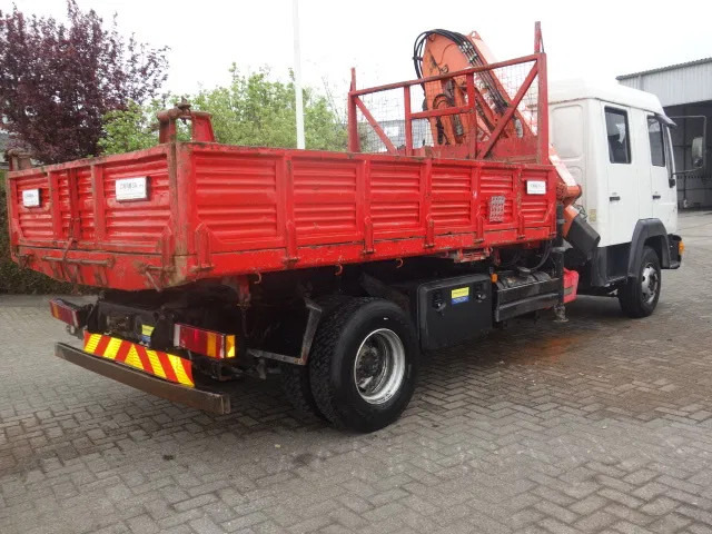 MAN 12.224 DC,8,5 TON ATLAS KRAAN,KIPPER,MANUAL POMP - Kipper vrachtwagen, Kraanwagen: afbeelding 4 MAN 12.224 DC,8,5 TON ATLAS KRAAN,KIPPER,MANUAL POMP - Kipper vrachtwagen, Kraanwagen: afbeelding 4
